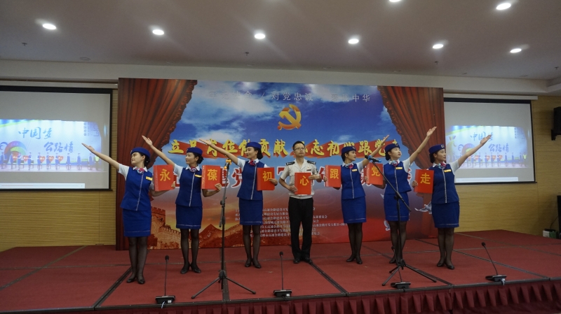 员工风貌 (5).JPG