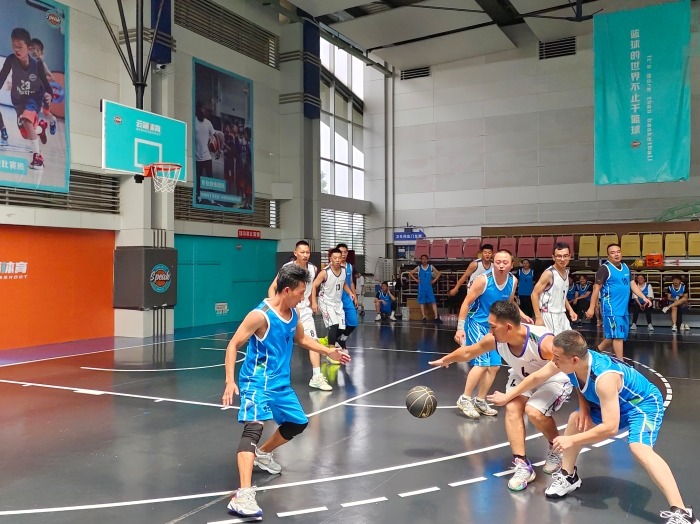 环湖路梦之队（资源开发党支部）VS曼巴精神队（宜石、石泸联合党支部） (2)