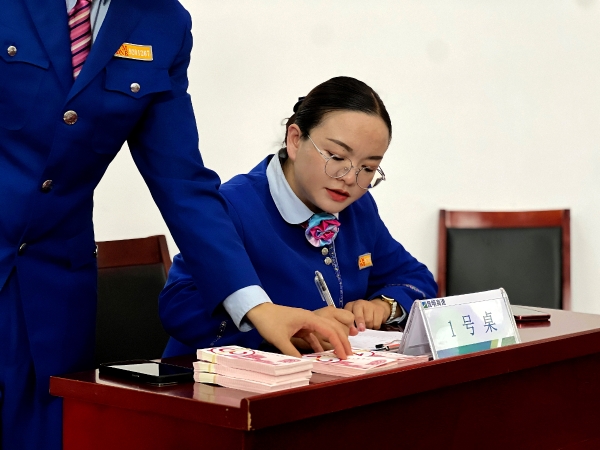 5d6359fe-1853-44d6-bb93-d1ae5c06a2f5